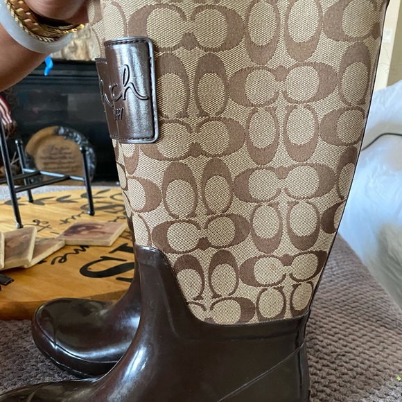 Coach tall boots size 8 - Picture 3 of 8